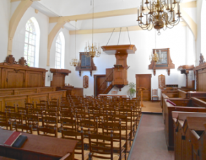 Nederlands Hervormde kerk Rockanje Interieur